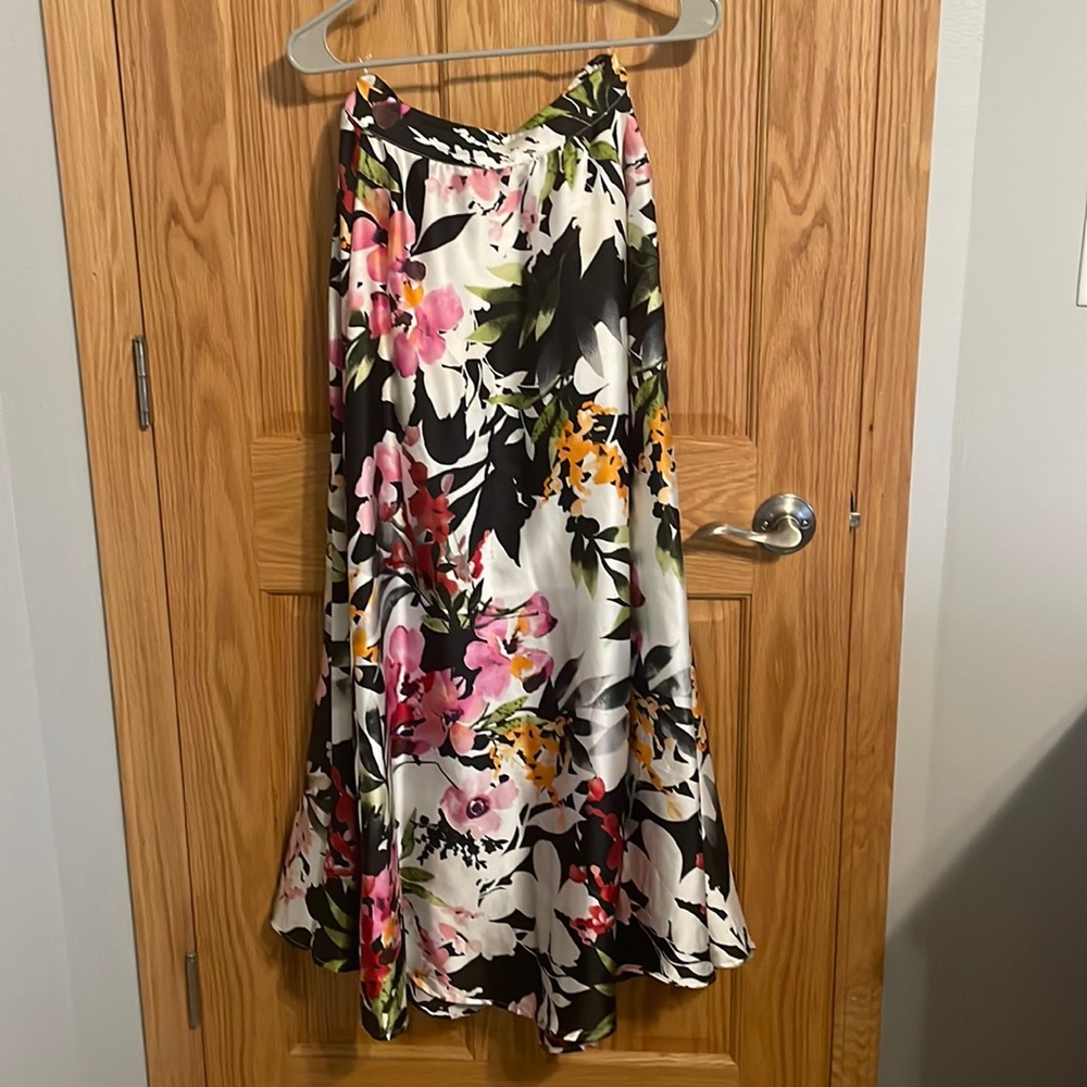 Women’s Floral Maxi Skirt